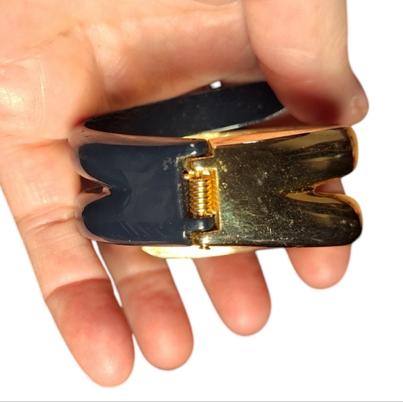 Navy Blue & Gold Toned Hinged Clamp Claw Style Bracelet Fits Small Wrists - Picture 5 of 7